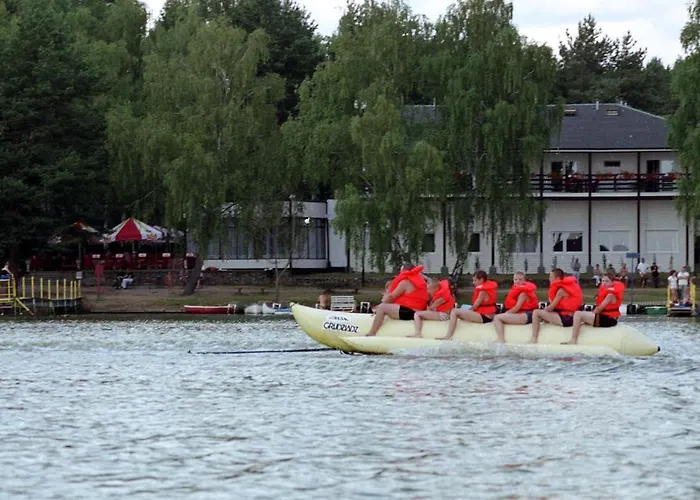 Osrodek Niezamysl База отдыха Занемышль